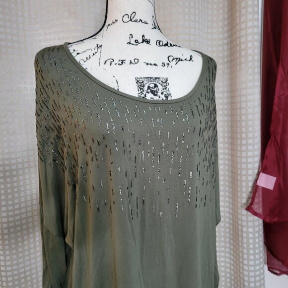 Apt. 9 Boat Neck 3/4 Sleeve Tunic Top with Shimmer Accent - Size XL - Picture 2 of 13